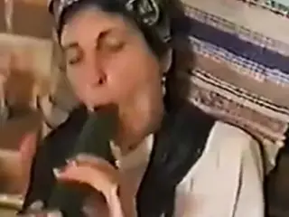 Grannies fuck and fist