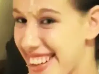 Super sexy amateur facial with slomo