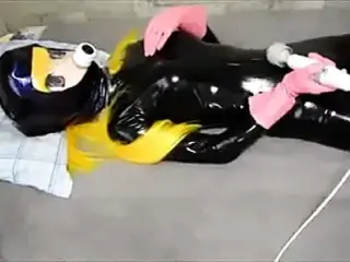 Kigurumi Girl in Breathplay Vibrates Herself
