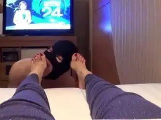 mistress relax with feet slave