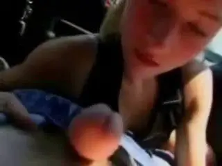 Amazing car blowjob