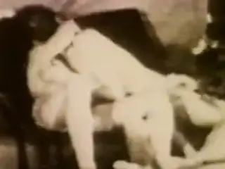 3 swinging Debs