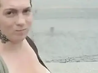me looking hot showing police cars off