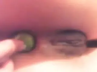 emo latina fruit show