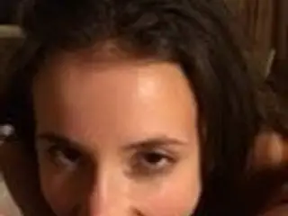 Belle Knox eatn pussy