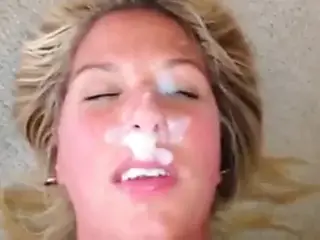 Wifey paints her face