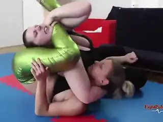 Viki vs Paloma