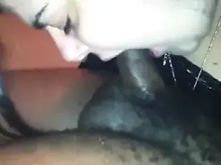 2 White Girls Sucking 1 Black Dick