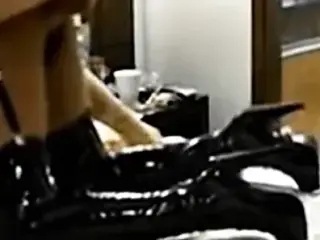 ANAL LATEX SLUT
