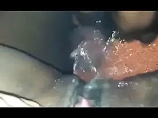 i make the pussy squirt