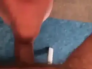 elle suce la tete a l envers