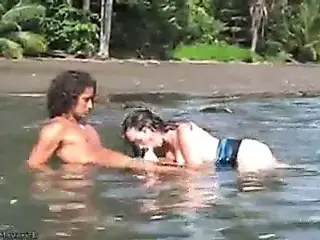 Nikki Fritz Hardcore BJ & Sex on Costa Rica beach