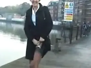 UK Sara, a stroll on the quayside