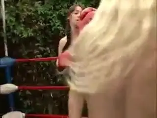 Balloon Boobs Boxing (3)