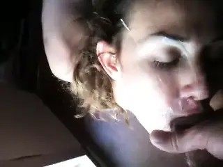 Amateur Fucks Herself With A Dildo And Opens Wide