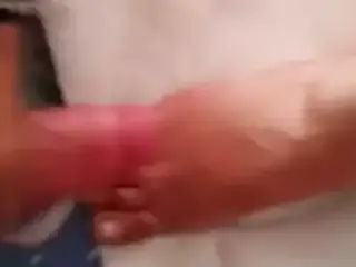 Rastplatzhure geil auf die Fuesse gespritzt cumshot on feet