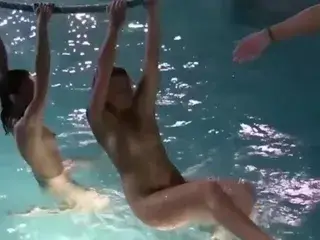 Naked Women Wet and Wild (xednorton)