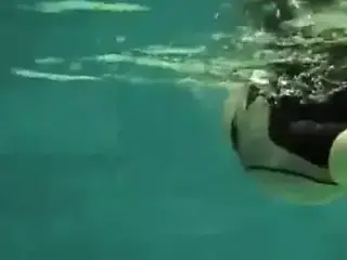 She thinks there is nothing like sucking cock underwater.