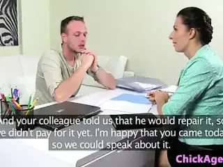 Real casting babe sucking cock before fucking