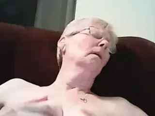 Nanny Loves Tit Play