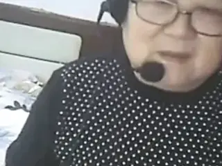 Chat with Asian Grandma