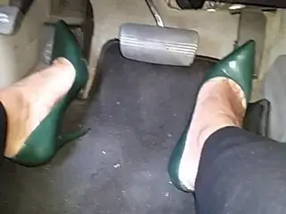 Driving in pumps