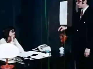 MRS HARRIS' CAVITY & COUSIN PAULINE ( 2 VINTAGE 70's FILMS )