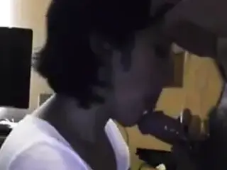 Amateur Latina girl sucks me