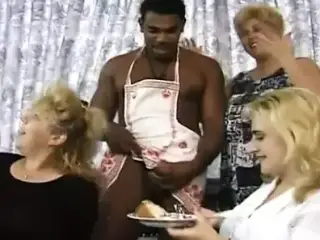 Mature BBW Te party part 1