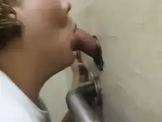 gloryhole slut 1