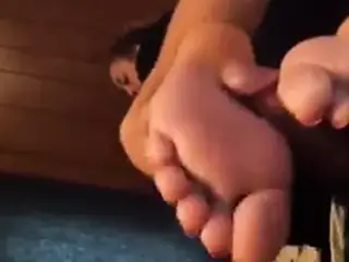 Slave's Got SOLE