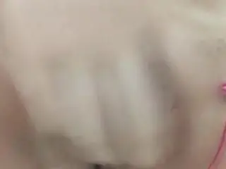 Clit rubbing with a nice little squirt at the end