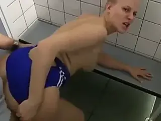 Couple Fuck In Change Room