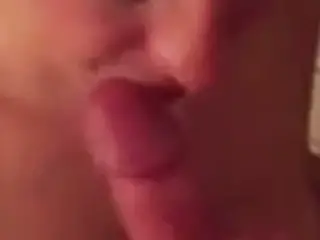 Girlfriend long blowjob in shower