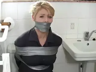 Blonde housewife in bathroom