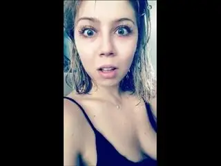 Jennette McCurdy jerk off challenge