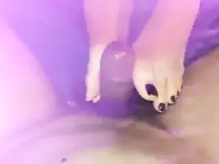 Asian feet and toes