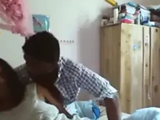 Sri Lankan Girl Couple Enjoy In Bed with Sound