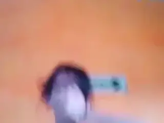 Junge Tittchen vom versautem Schneewittchen am reiten