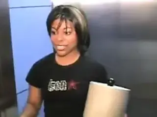 Ebony delivery girl letting the guys lick her