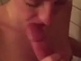 Blowjob under shower