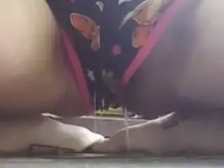 Golden peeing piss 27 WSRH