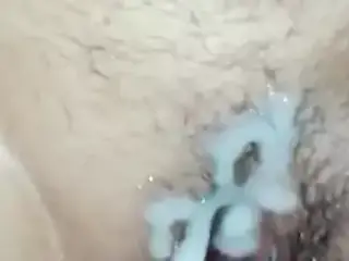 pussy squirt and then cum on her slit
