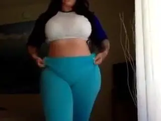 blue leggings for the win