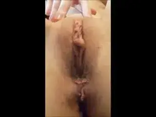 privet homemade girlfriend shows sexy shaved pussy