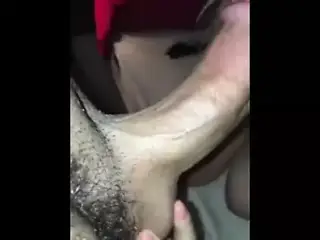 Loirinha caindo de boca