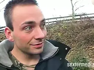 Koennten Sie ihn bitte in den Arsch stecken!