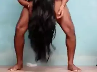 Tamil anuty show her tits