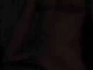 Muz snima kako mu tucam zenu