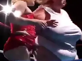 bbw wrestling with a midge